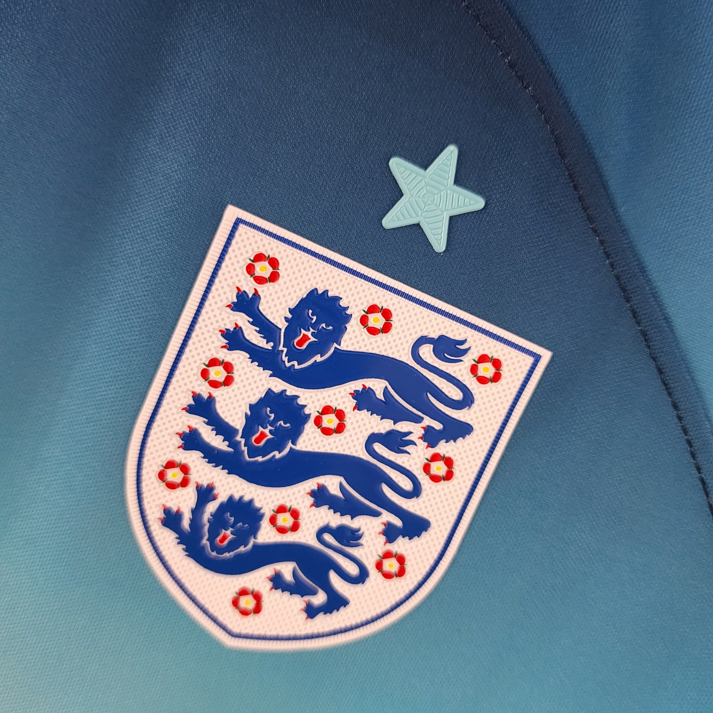 Angleterre Bleu Blanc 2022
